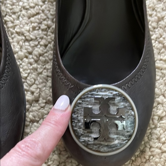 Tory Burch Gray Women's Pumps - Picture 3 of 9